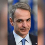 Ο Κυριάκος Μητσοτάκης μπροστά σε σημαίες της ΕΕ στις Βρυξέλλες