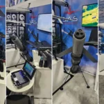 Κολάζ από το περίπτερο της SAS Technology στην AUSA 2026, με οπλισμένο drone SARISA, πτερυγωτά συστήματα, εκτοξευτές, φορητό σταθμό ελέγχου και στρατιωτική επίσκεψη.