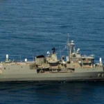 Η φρεγάτα του Πολεμικού Ναυτικού Ύδρα (F-452) εν πλω στο Ιόνιο