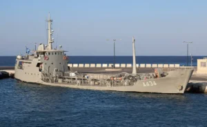 Υδροφόρα – βοηθητικό πλοίο